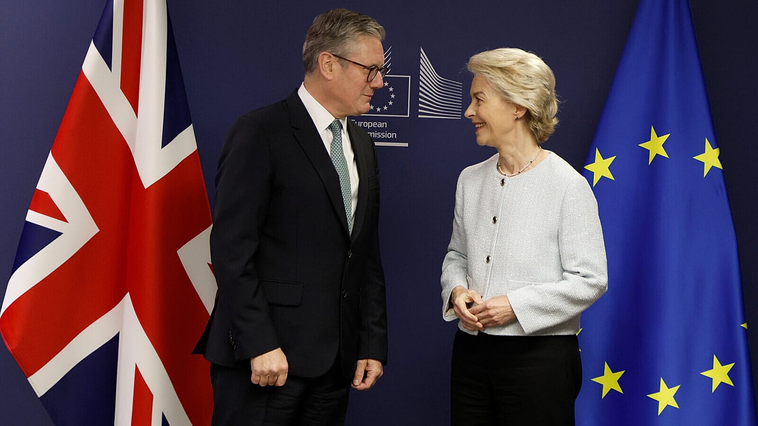 Keir Starmer, left, Ursula von der Leyen, right