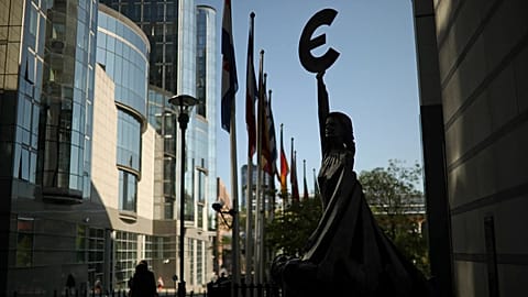 Sculpture with the Euro currency