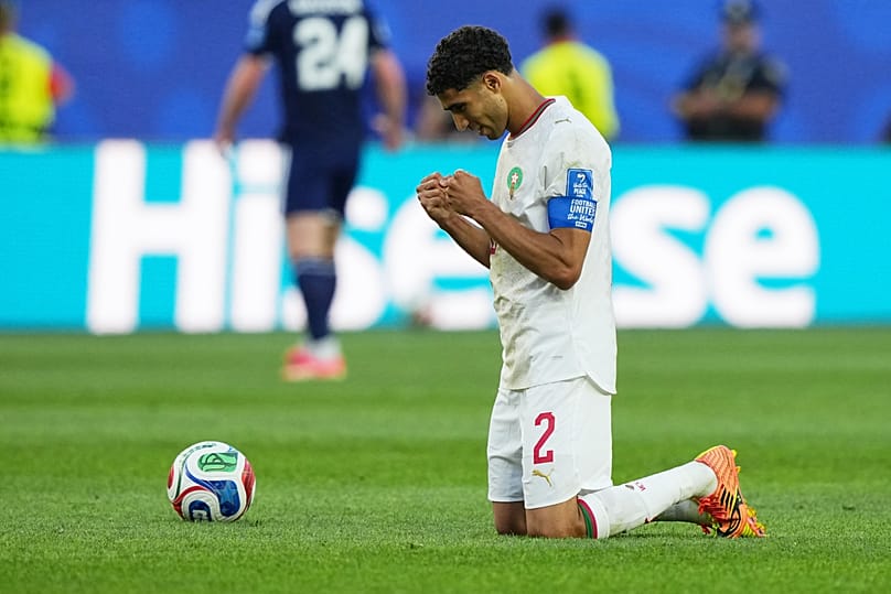 El marroquí Achraf Hakimi celebra al final del partido de fútbol del Grupo C de la Copa del Mundo entre Escocia y Marruecos en Foxborough, el 19 de junio de 2026.