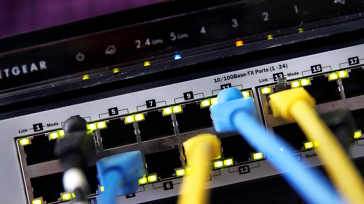Armenia and Azerbaijan agree landmark internet deal as peace process continues