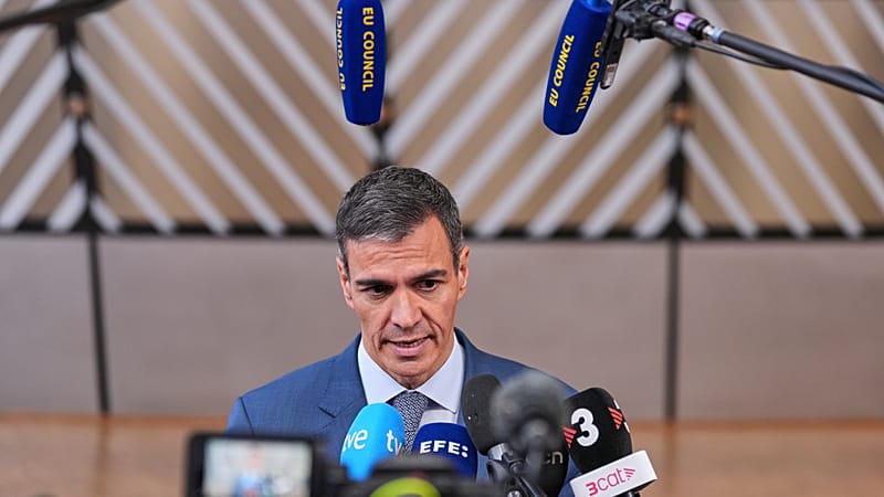 بعد سنوات من التوتر.. سانشيز في الجزائر لإطلاق مرحلة جديدة من التعاون 