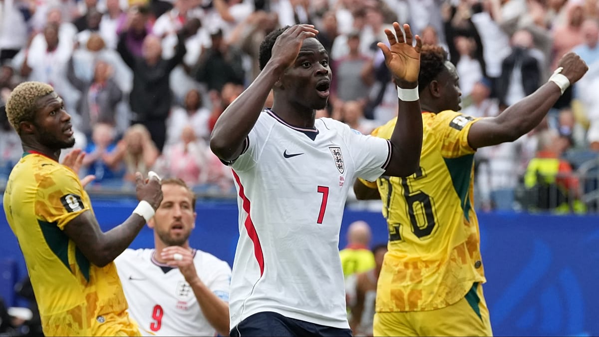 ‘Reality check’ for England: Is it time to unleash Saka and Rashford?