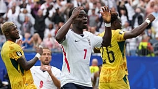 England's Bukayo Saka and Harry Kane react after a missed chance against Ghana 