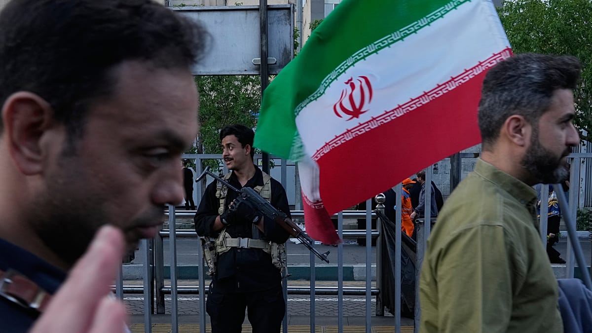 Tehran labels framework deal 'US defeat' as Trump threatens to halt talks