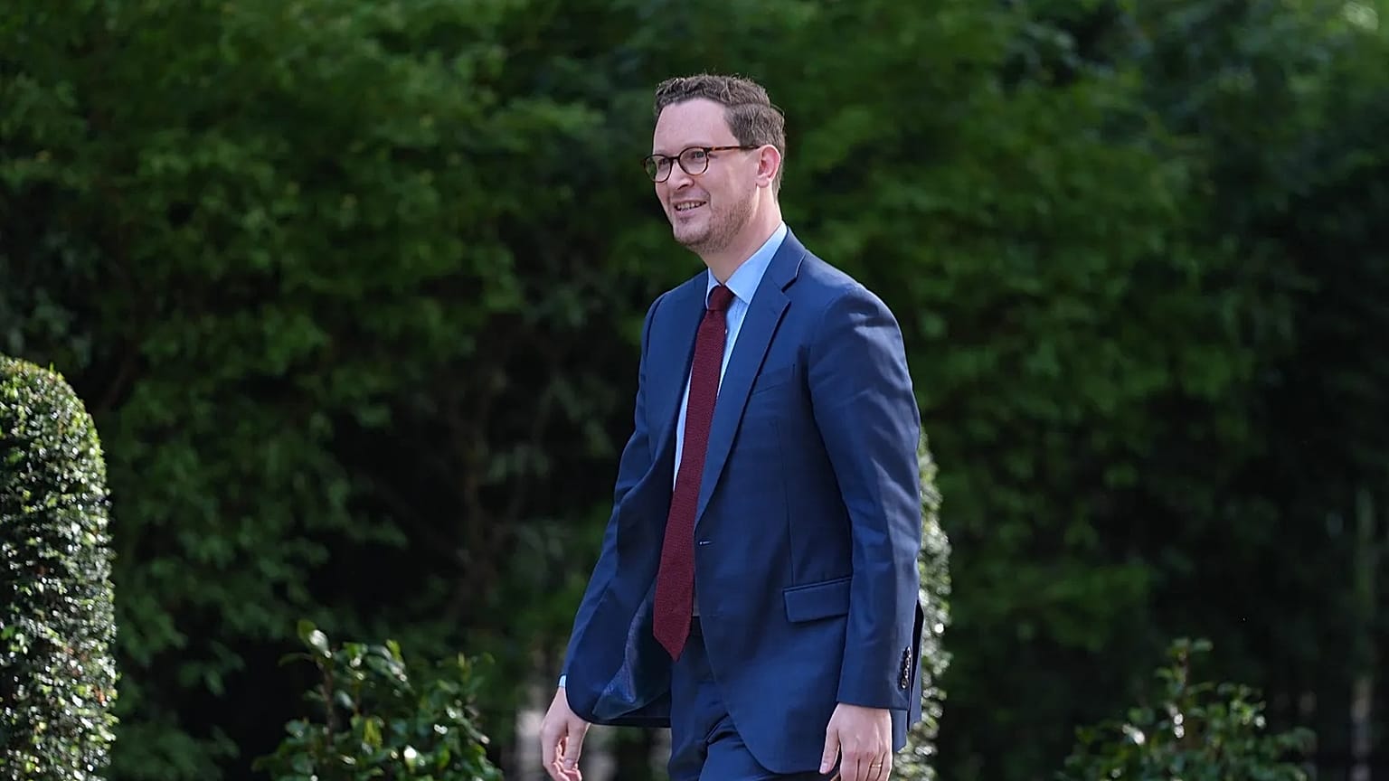 Britain's Chief Secretary to the Prime Minister Darren Jones arrives for a cabinet meeting in Downing Street, London, Tuesday, May 12, 2026.