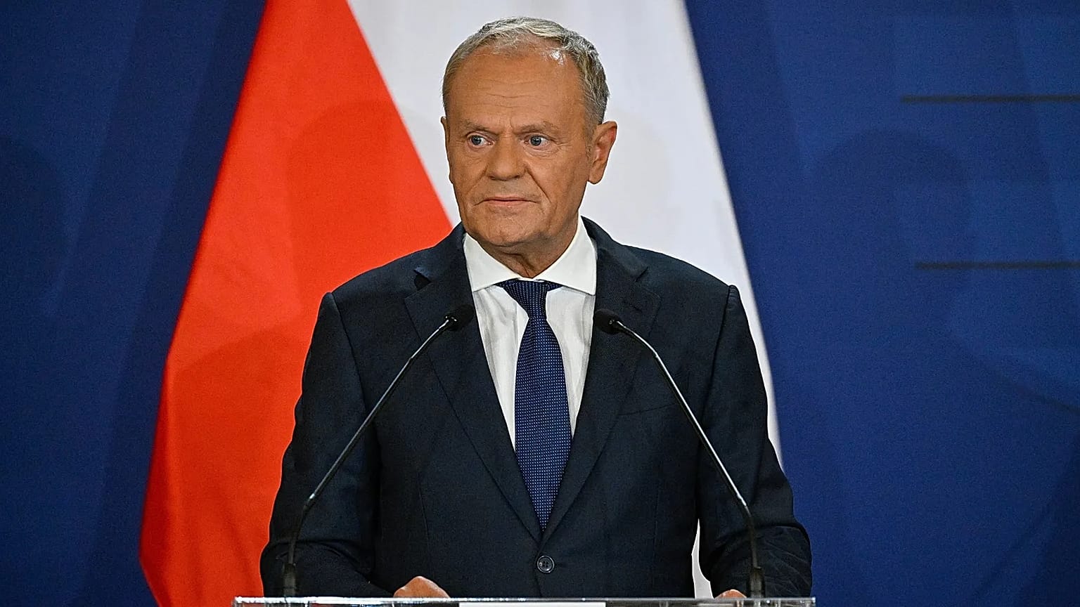 Premier Polski Donald Tusk na Węgrzech podczas spotkania liderów państwa V4, 23 czerwca 2026 r.