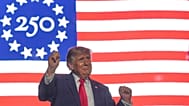 Donald Trump elnök befejezi beszédét a Nagy Amerikai Állami Vásár megnyitóján Washingtonban, az Egyesült Államokban, 2026. június 24-én.