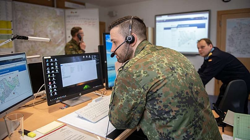 Die Amtshilfe der Bundeswehr wird in den Lagezentren der Landeskommandos koordiniert.