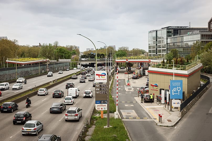 Une station service TotalEnergies en avril 2026