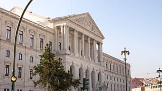 Parlamento aprova Prestação Social única
