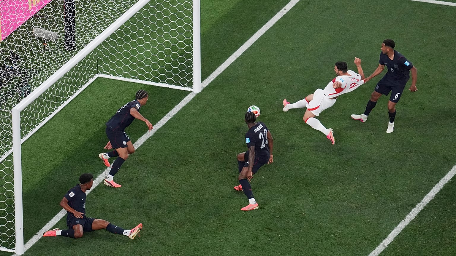 A Milli Takım Kaan Ayhan'ın 90+8. dakikada attığı golle ABD'yi 3-2 mağlup etti.