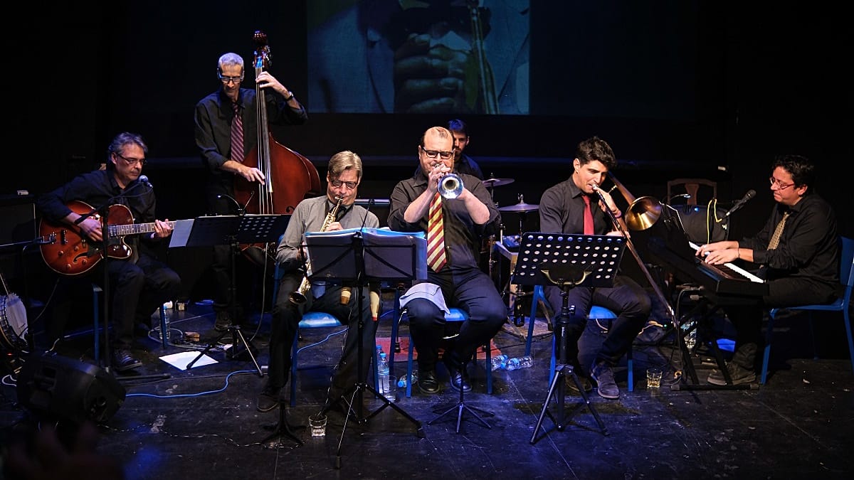 Βίντεο. Οι Storyville Ragtimers σ’ ένα μοναδικό αφιέρωμα στον Louis Armstrong και τα τραγούδια του