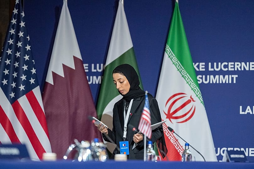  قاعة الاجتماعات الخاصة بقمة بحيرة لوسيرن في منتجع "بورغنشتوك" في أوبورغن، بالقرب من لوسيرن بسويسرا، يوم الأحد 21 يونيو 2026. 