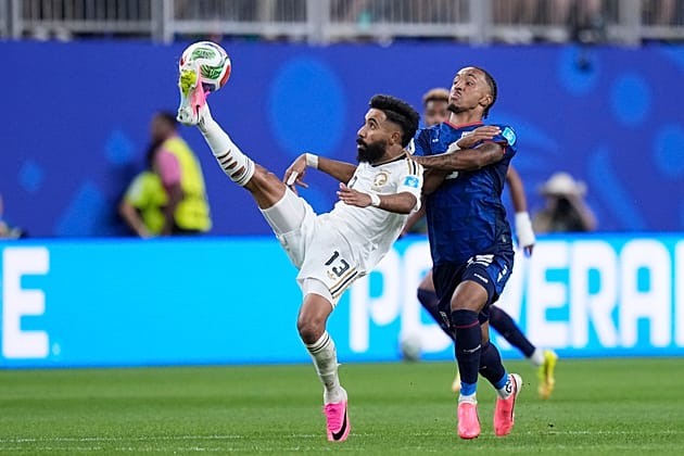 Mondial 2026 : qualification '' historique'' du Cap-Vert pour les 16es, le Sénégal au forceps