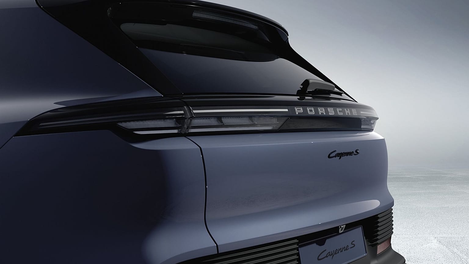Cayenne S Electric with Interior Style Pack