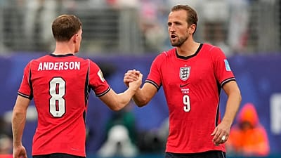 England's Harry Kane (9) and England's Elliot Anderson (8) celebrate after the World Cup Group L soccer match between Panama and England in East Rutherford, N.J.