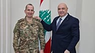 في صورة صادرة عن رئاسة الجمهورية اللبنانية، الرئيس جوزاف عون يلتقي قائد الجيش اللبناني رودولف هيكل في قصر بعبدا، شرق بيروت، الخميس 13 آذار/مارس 2025.