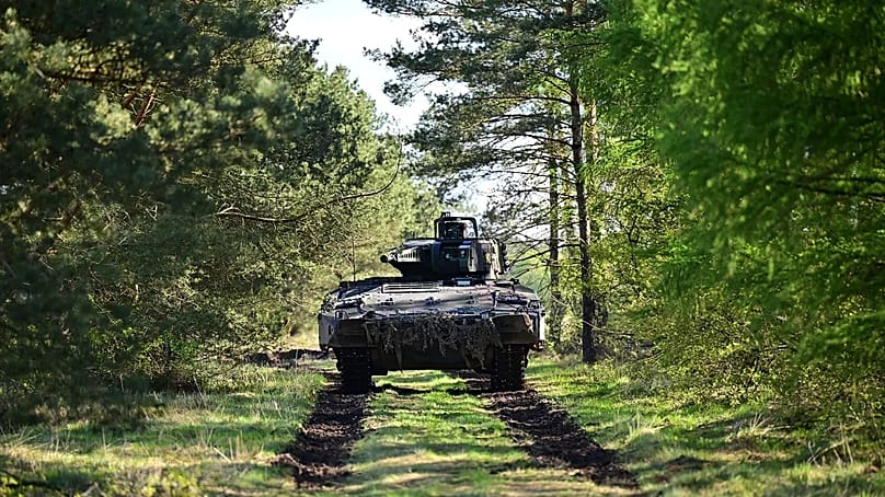 Das Panzergrenadierbataillon 122 aus Oberviechtach fährt mit Puma-Panzern (Symbolbild).