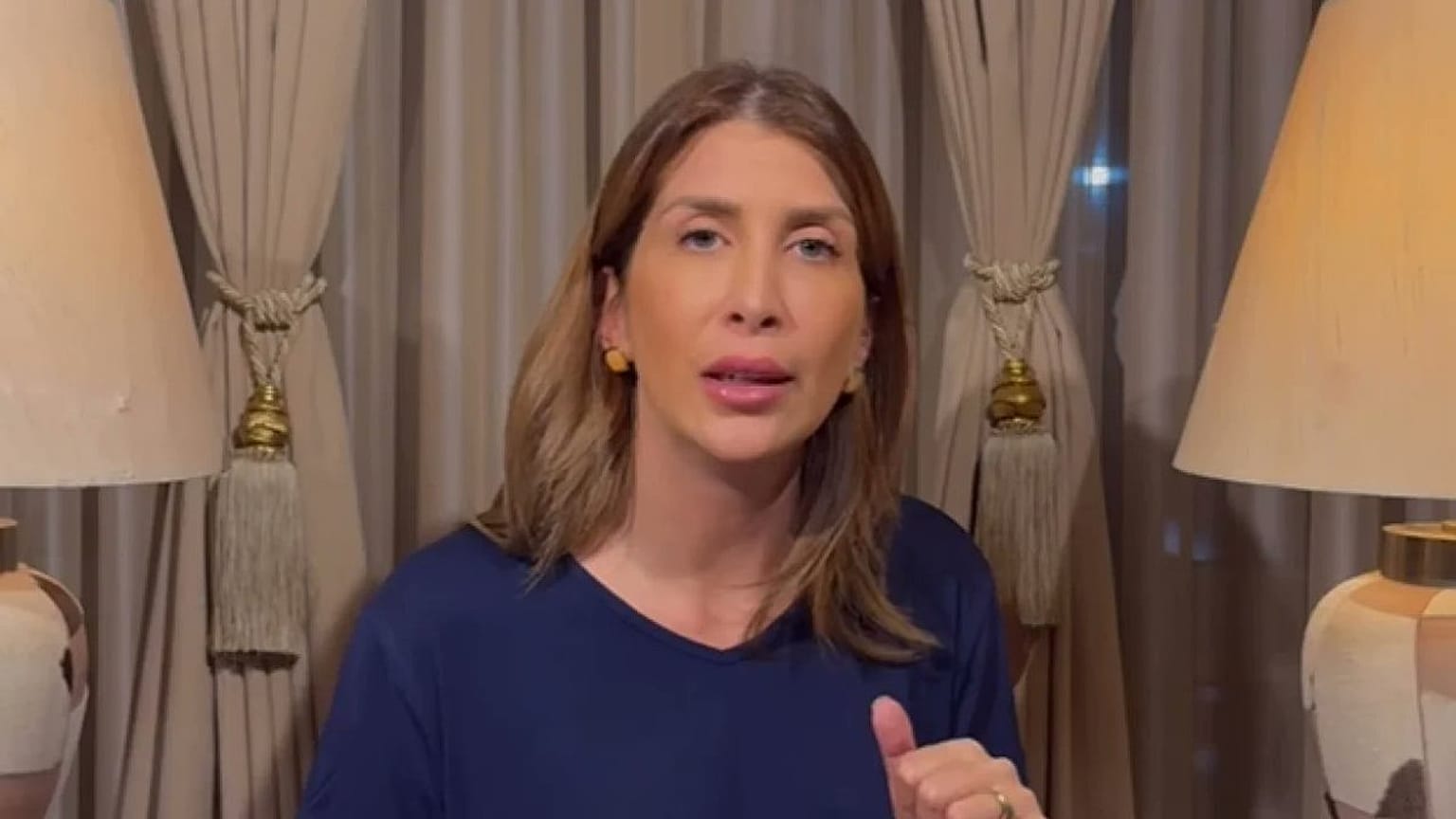 Tamar Tanrıyar'ın yayınlarından bir kare.