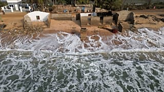 Ghana : des inondations paralysent Accra et font trois morts