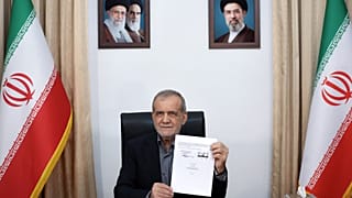 امضای تفاهم نامه با امریکا توسط رئیس جمهوری ایران