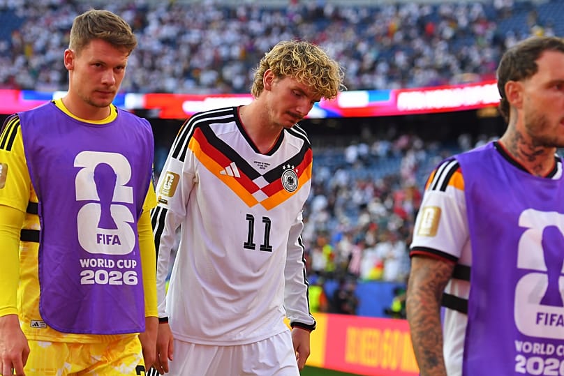 Nick Woltemade geht vom Platz nach der Niederlage gegen Paraguay, Boston, 29.06.2026(AP Photo/Steven Senne)