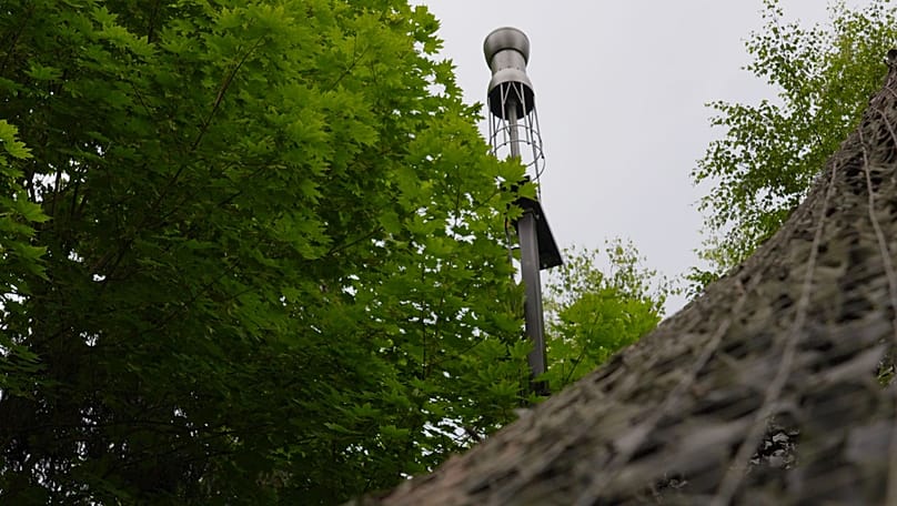 Mit Antennen und Radarsystemen erkennt die EloKa gegnerische Signale und beobachtet diese.