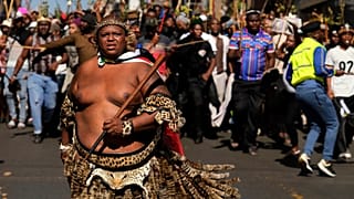 Thousands march to demand illegal migrants leave South Africa
