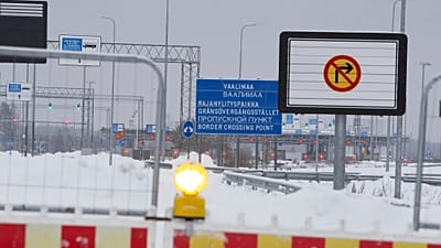 Valico di frontiera di Vaalimaa, tra Finlandia e Russia, chiuso a Virolahti, in Finlandia, mercoledì 29 novembre 2023.