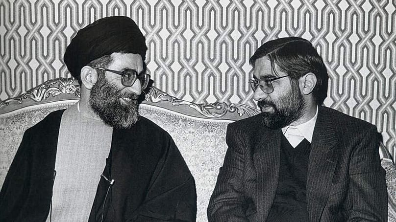 علی خامنه‌ای در کنار میرحسین موسوی 