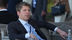 Archiwum: szef OpenAI Sam Altman rozmawia z prezesem na marginesie szczytu G7, 17 czerwca 2026 roku, w Evian-les-Bains we Francji.