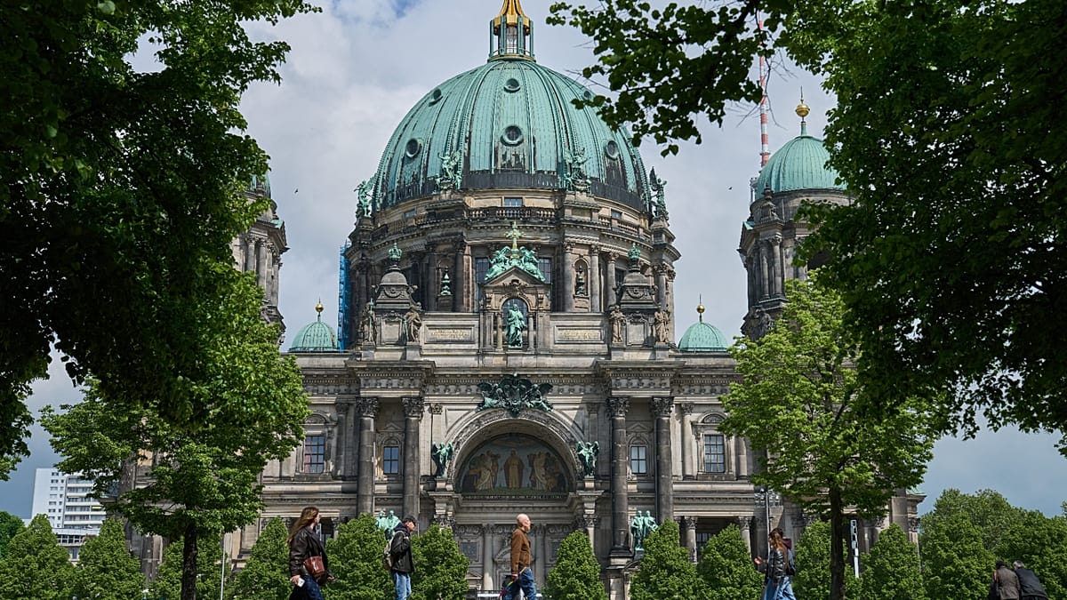 Essen-Miete-Freizeit-Wof-r-geben-Europas-Haushalte-ihr-Geld-aus-