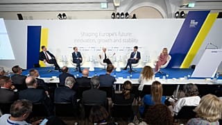 Andrew Bailey (BoE), Christine Lagarde (ECB), Tiff Macklem (BoC), Kevin Warsh (Fed), and Sara Eisen at the ECB Forum in Sintra, Portugal on 1 July 2026.