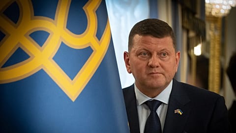 DOSSIER – L'ex-commandant en chef des forces armées ukrainiennes et ambassadeur au Royaume-Uni, Valeriï Zaloujny, à Kiev, Ukraine, le 5 février 2025.