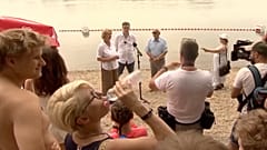 L'inaugurazione della nuova spiaggia sul Danubio, a Budapest