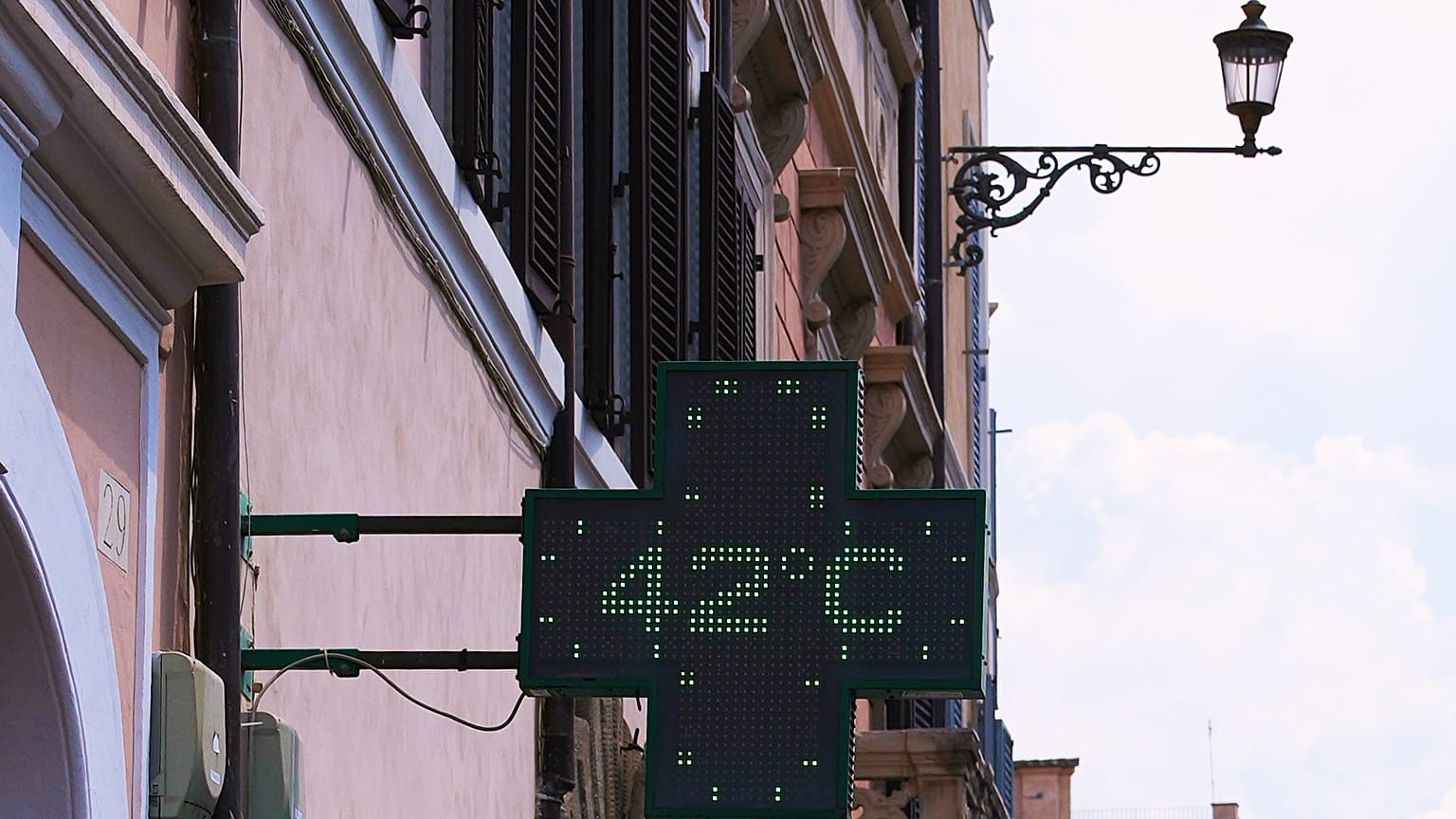 Temperature estreme in Italia, a giugno 