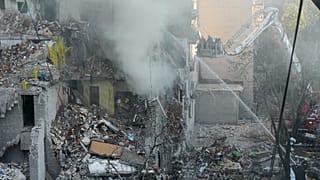 Последствия российской атаки по Киеву