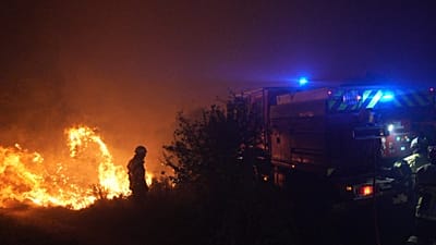 The French fire brigade tackle a wildfire near La Fare, 2 July, 2026