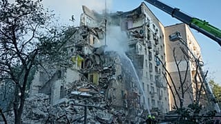 Разрушения после российского удара по Киеву, 2 июля 2026 года.