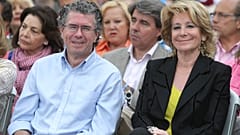 Granados, a la derecha de Aguirre. 
