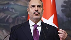وزير الخارجية التركي هاكان فيدان يعقد مؤتمرا صحفيا عقب محادثاته مع وزير الخارجية الروسي سيرغي لافروف في قصر زينة موروزوفا في موسكو، الثلاثاء 16 يونيو 2026.