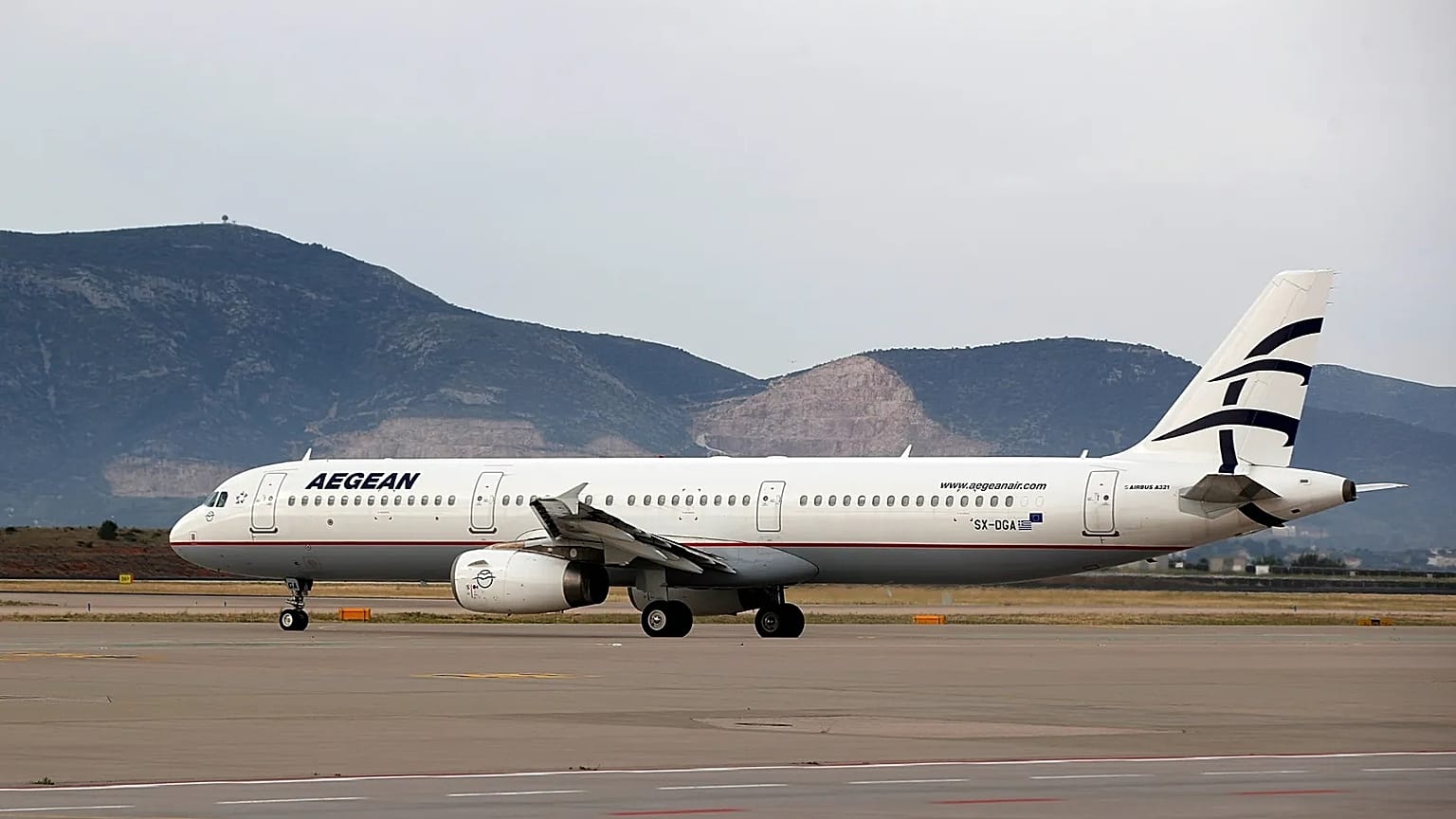 Aegean Airlines has relaunched flights between Paphos and Athens