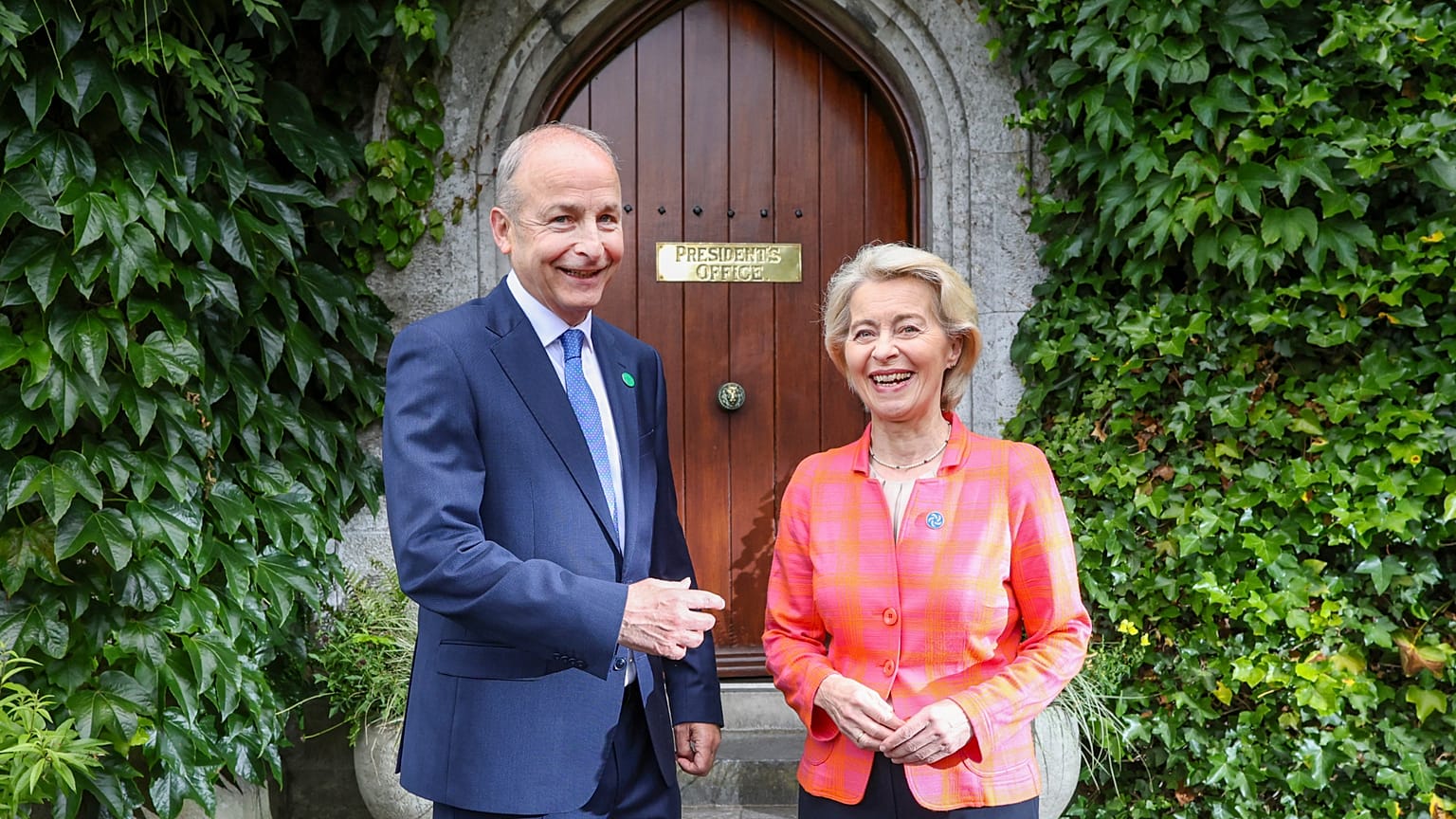 Irlands Regierungschef empfängt EU-Kommissionspräsidentin in Cork