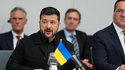 Le président ukrainien Volodymyr Zelenskyy s'exprime lors de la réunion du Groupe de contact pour la défense de l'Ukraine au siège de l'OTAN à Bruxelles, jeudi 18 juin 2026.