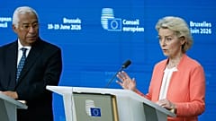 Ursula von der Leyen e António Costa em conferência de imprensa na cimeira da UE em Bruxelas, 19 de junho de 2026
