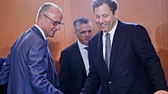 Kanzler Friedrich Merz und sein Vize Lars Klingbeil bei der Kabinettssitzung am 6. Juli 2026