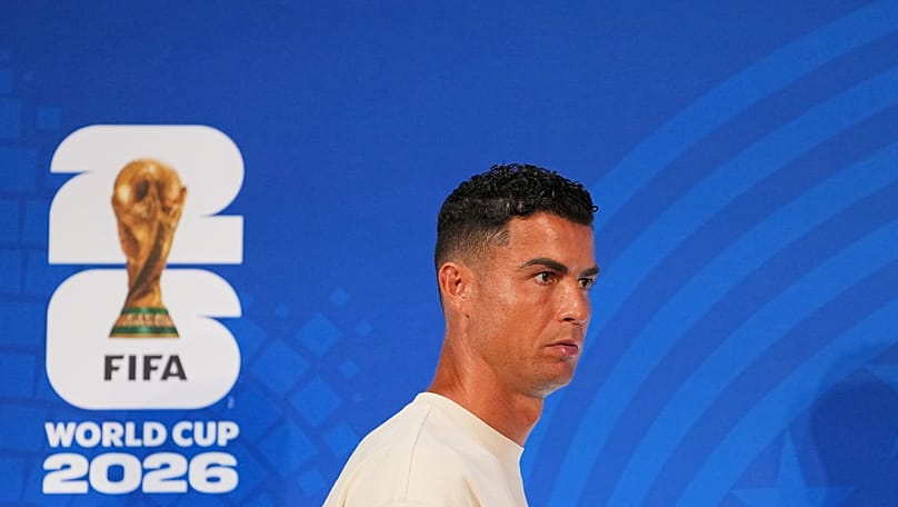 Ο Πορτογάλος Κριστιάνο Ρονάλντο φτάνει σε συνέντευξη Τύπου πριν από τον αγώνα της φάσης των «16» του Μουντιάλ ποδοσφαίρου της εθνικής του απέναντι στην Ισπανία