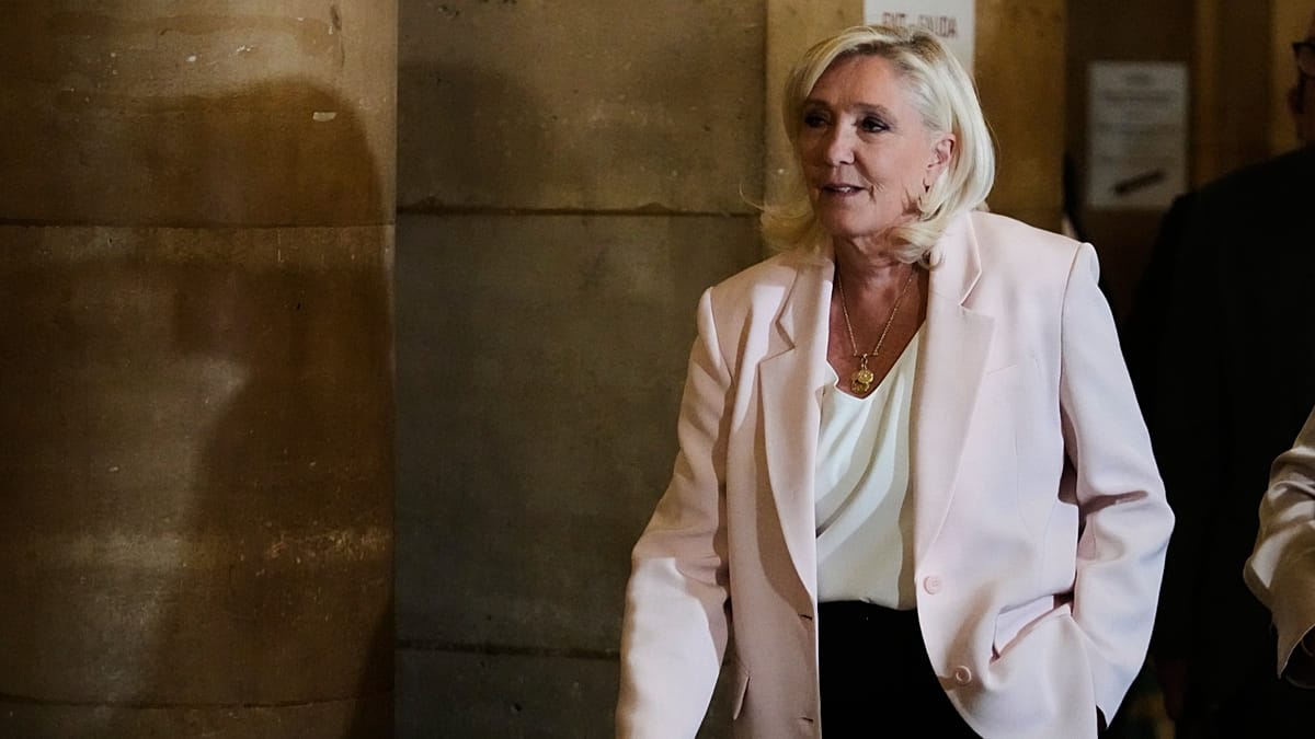 Paris court clears way for Le Pen presidential bid but with ankle tag Paris court clears way for Le Pen presidential bid but with ankle tag