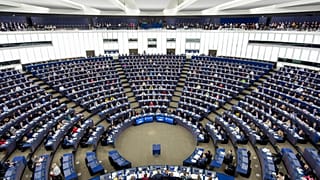 EU-Abgeordnete kommen auf ein monatliches Gesamteinkommen von rund 17.000 Euro.