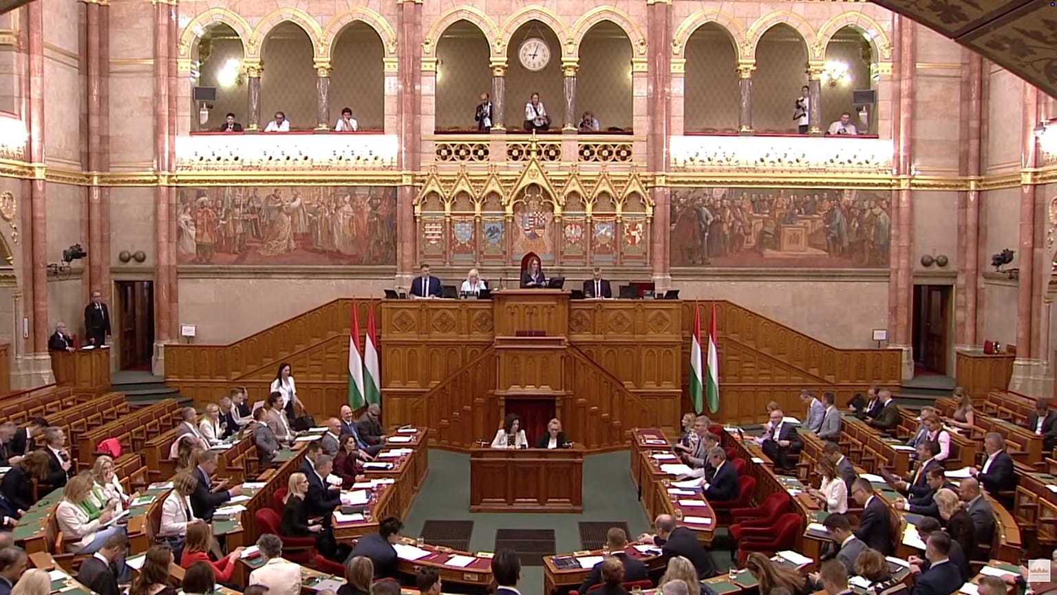 Képkocka az élő közvetítésből - 2026. július 7. 